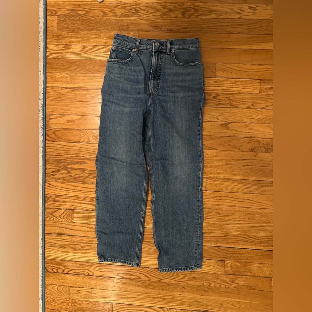 Everlane Women's Straight Leg Jeans in Medium Blue